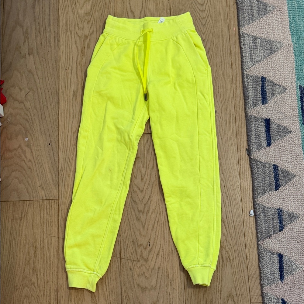 Lululemon Athletica Scuba Joggers